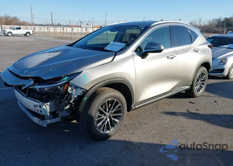 2025 Lexus Nx 250 Premium z USA, uszkodzony, nr VIN 2T2GDCAZ9SC031611